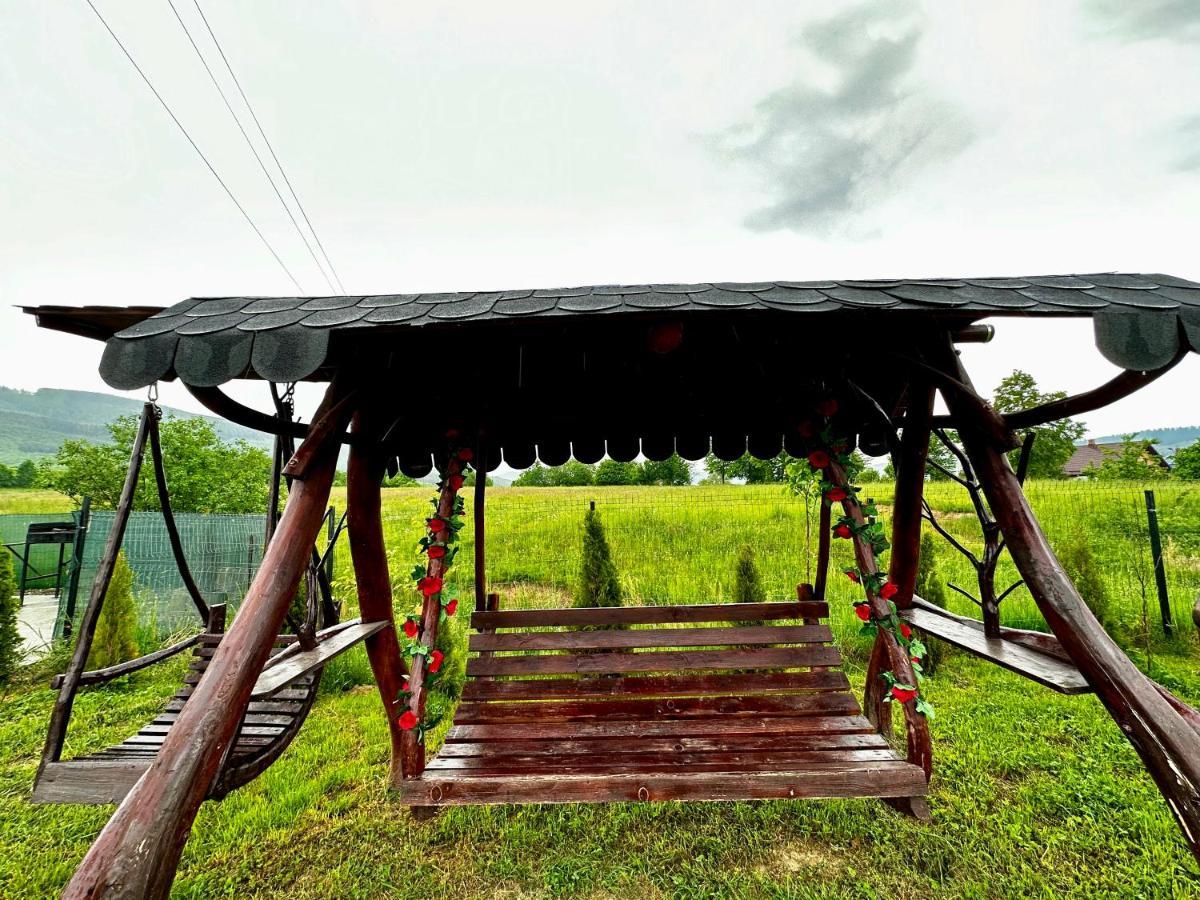 A-Frame Bucovina- Paradis Bucovinean Capu Cimpului Экстерьер фото